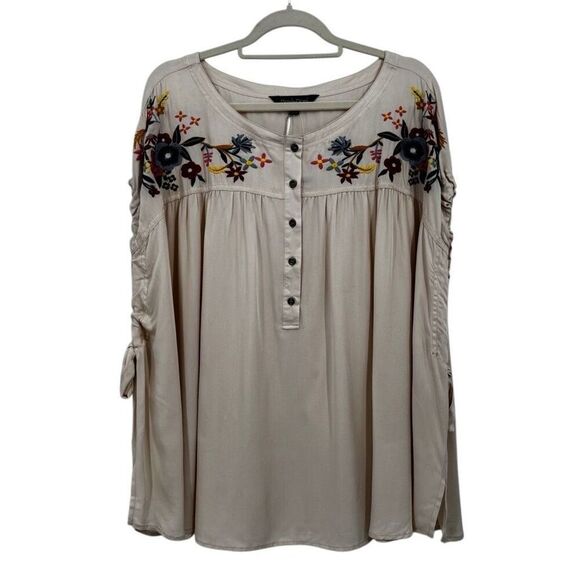 Davi & Dani Embroidered Floral Boho Oversized Sleeveless Top Cream Size 2XL NWT - Picture 1 of 11